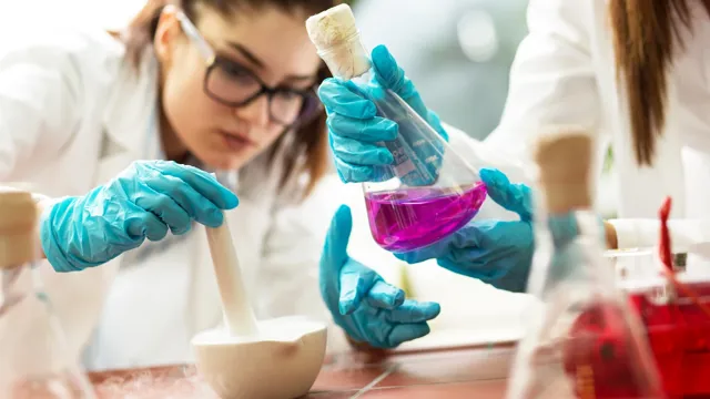 Studentsinscienceclass_2023