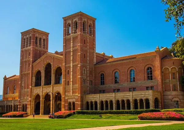 Californiacollegetourimage_2023