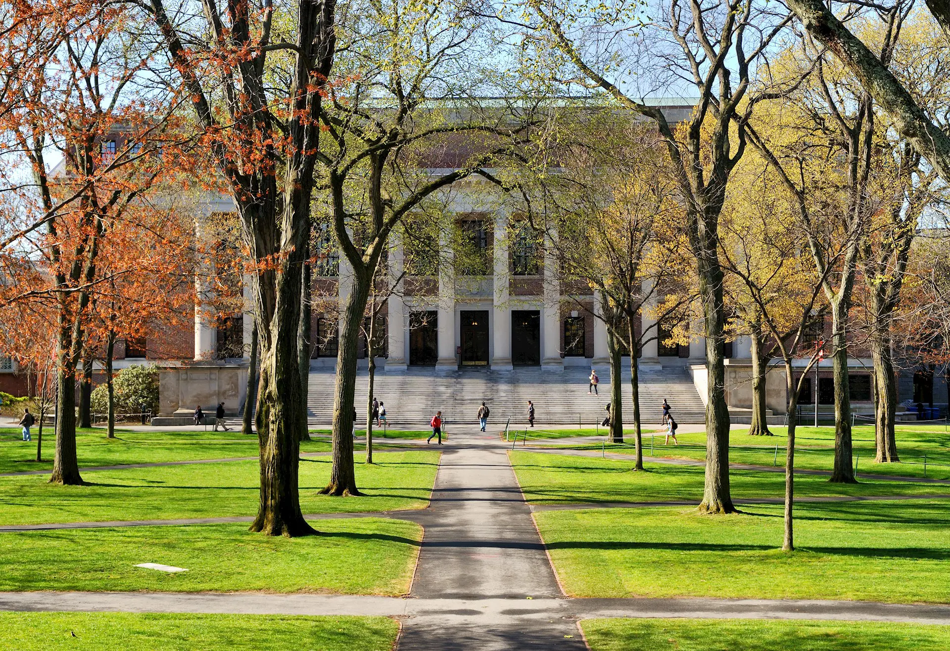 Top 25 Colleges With Best Financial Aid Packages
