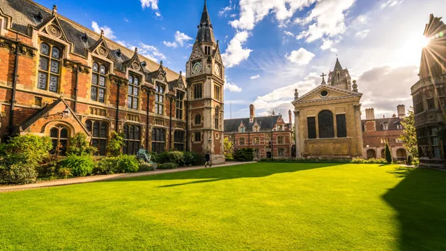 College Private Public