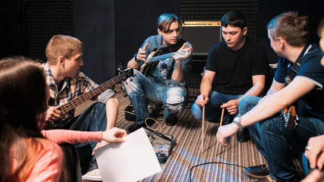 Studentsinmusicclass_2023